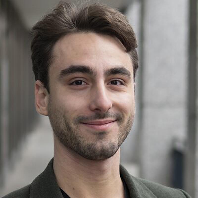 Portraitfoto von Dorian Grosch
